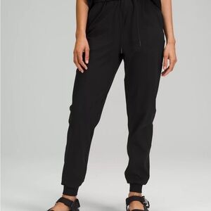 LULULEMON Stretch High-Rise Jogger *Full Length*